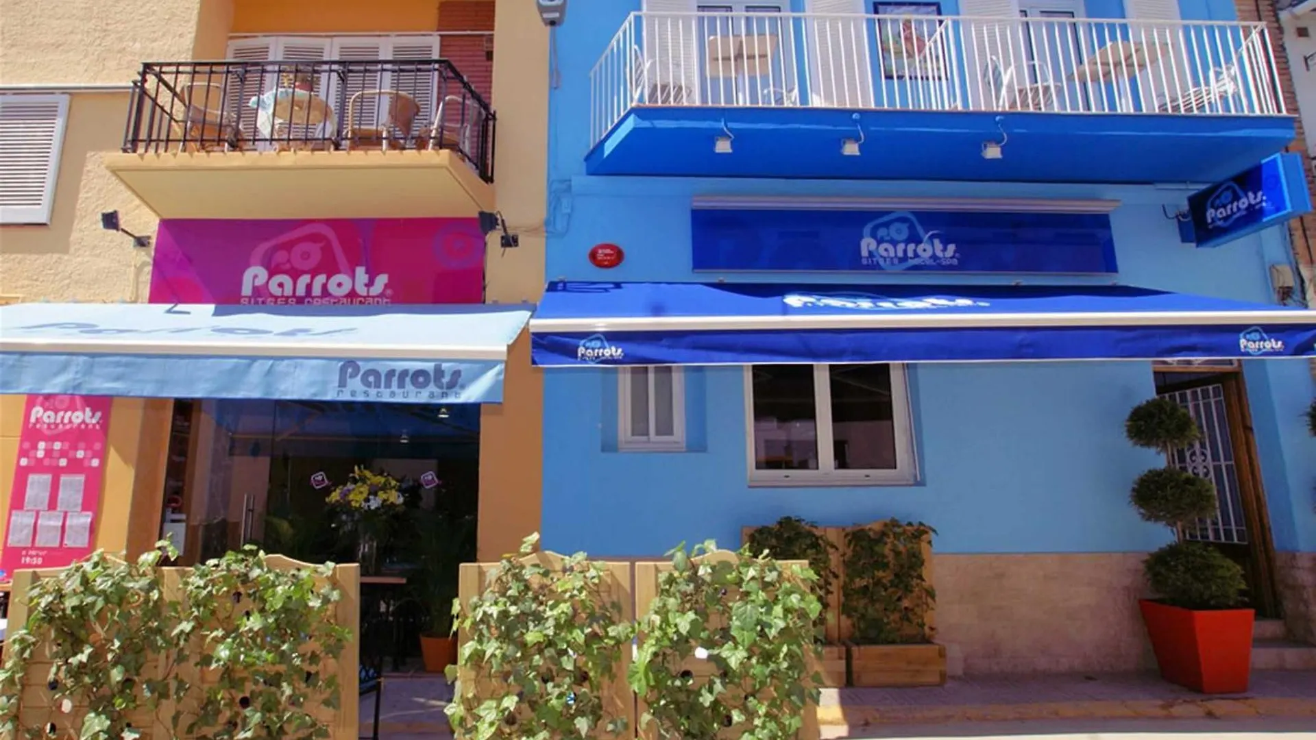 Parrots Sitges Hotel