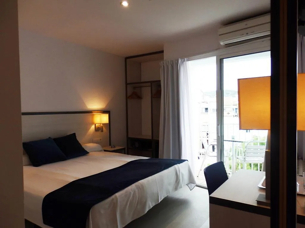 ***  Parrots Sitges Hotel Spain