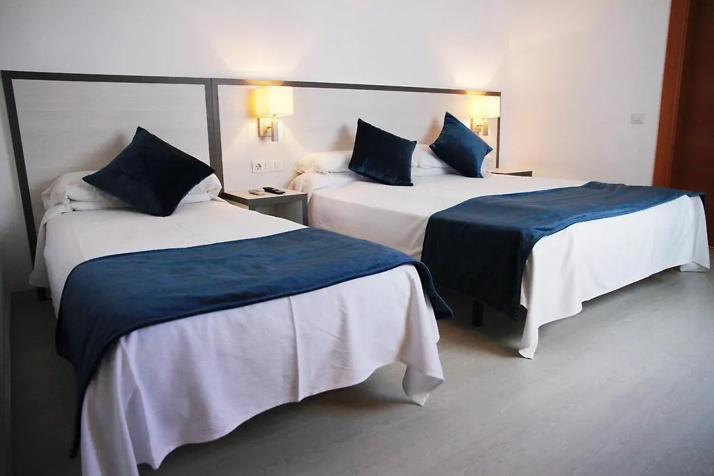 Parrots Sitges Hotel Spain